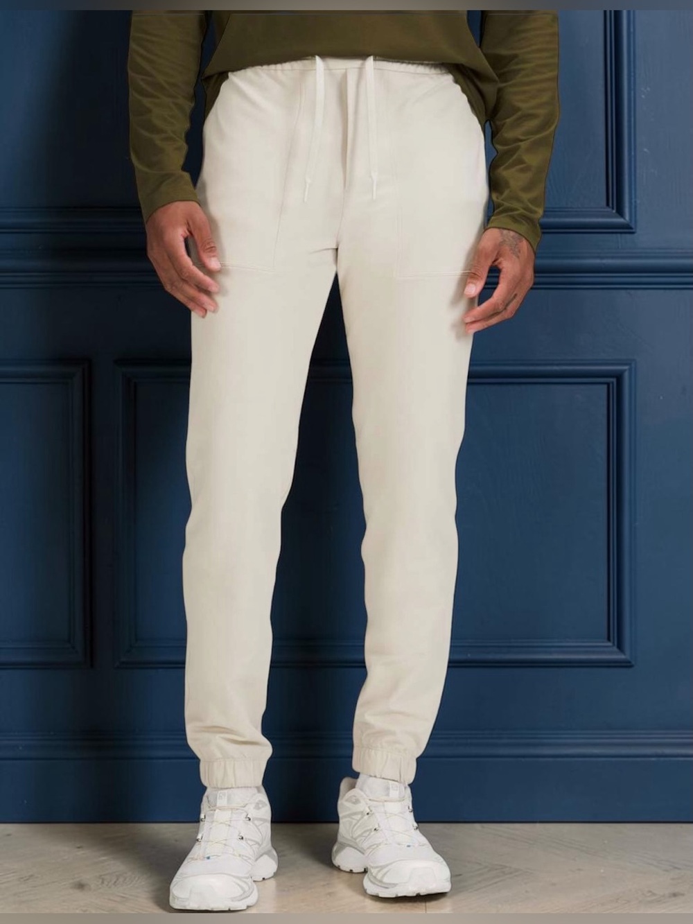 Lululemon ABC Joggers DWR. Classic Ivory.
Size: Large ( Like New )